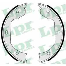 09110 LPR Комплект тормозных колодок, стояночная тормозная с