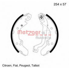 MG 383 METZGER Комплект тормозных колодок