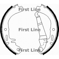 FBS113 FIRST LINE Комплект тормозных колодок