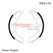 MG 431 METZGER Комплект тормозных колодок