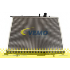 V42-60-0002 VEMO/VAICO Радиатор, охлаждение двигателя