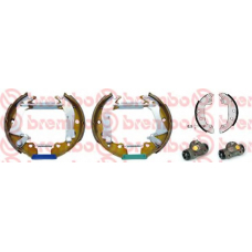K 23 018 BREMBO Комплект тормозных колодок
