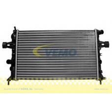 V40-60-2056 VEMO/VAICO Радиатор, охлаждение двигателя